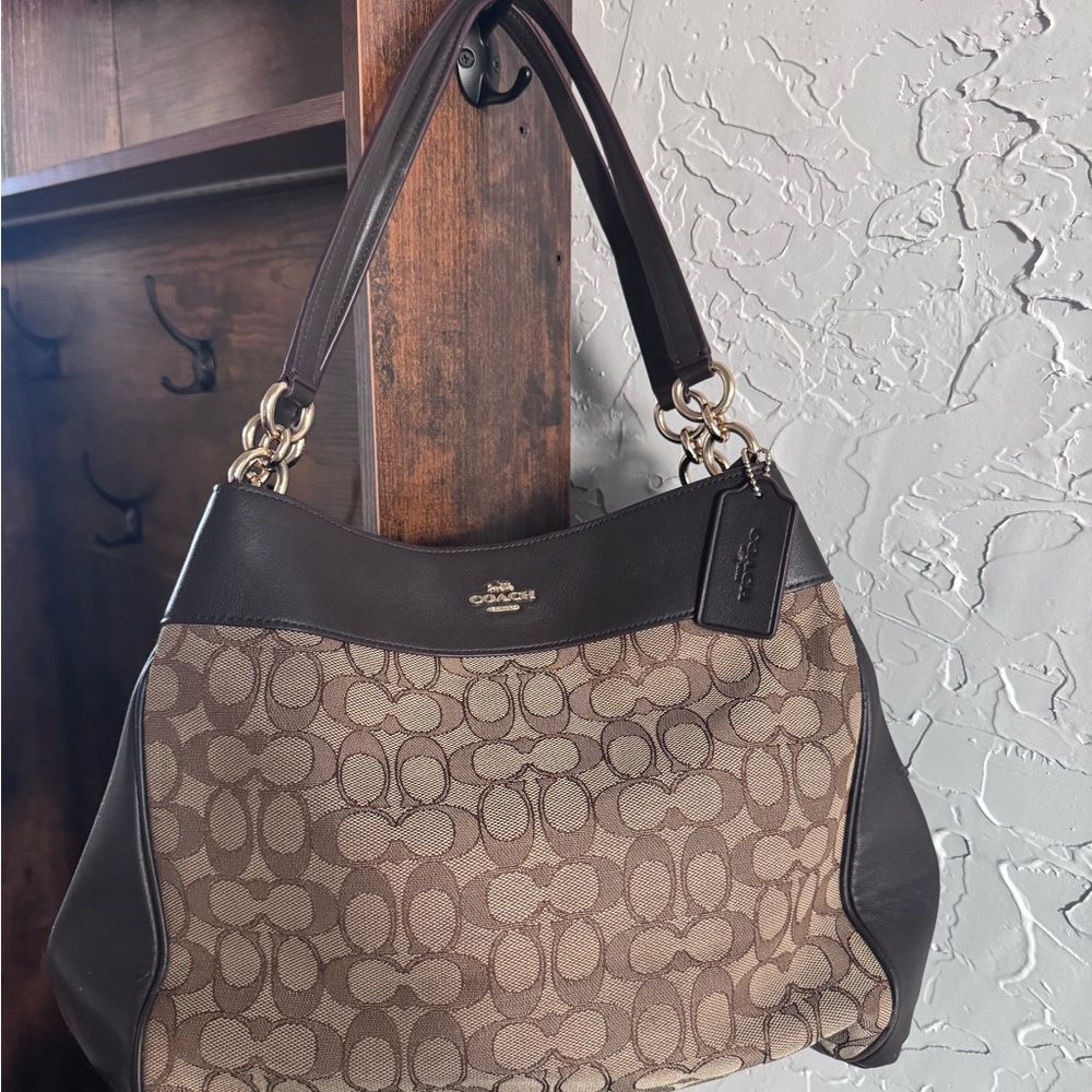 Coach Signature Tote Bag